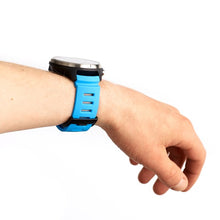 Load image into Gallery viewer, SUUNTO 24MM DIVE 1 SILICONE STRAP BLUE BLACK SIZE M--SS050240000